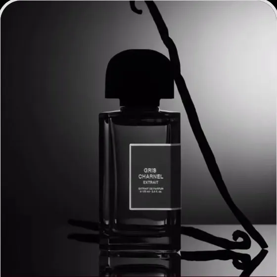Flacon BDK Parfums Gris Charnel dans la pénombre